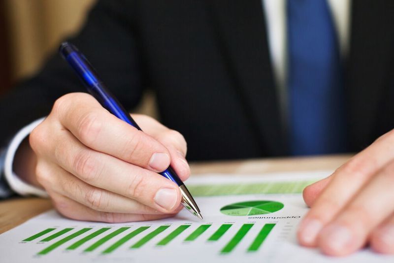 The unadjusted data show a 0.7 % gain in September following a 2.2 % gain in August and a 1.9 % gain in July. (Deposit Photos )