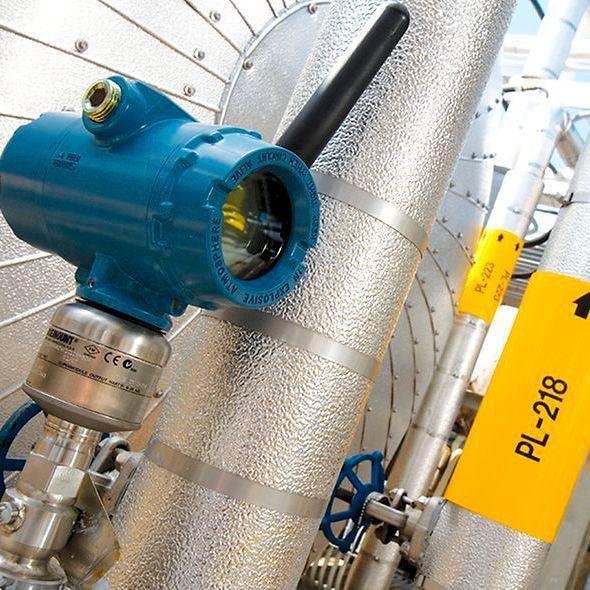 Zehn Milliarden Stunden industrieller Wireless-Betrieb weltweit: ein Grund zum Feiern. Im Bild ein Rosemount-Wireless-Gasmonitor. (Emerson)