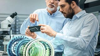 Jedes einzelne Serienprodukt ist mit einem individuellen Data-Matrix-Code gekennzeichnet, der es mit seinem digital Twin verbindet.  (Bild: Wittenstein SE)