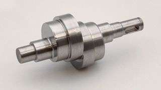 Die Moser-Ingold AG lagert Drehteile komplett und einbaufertig ein und beliefert die Kunden oft ab Lager. (Bild: Moser-Ingold AG)