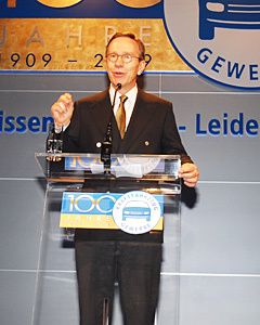 VDA-Präsident Matthias Wissmann: „Auf Dauer kann auch ein großer Hersteller seinen Erfolg nur behalten, wenn die Handelsbetriebe erfolgreich sind.“ (Archiv: Vogel Business Media)