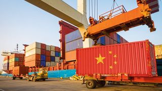 Die meisten Importe nach Deutschland kamen 2020 aus China. (©Mike Mareen - stock.adobe.com)