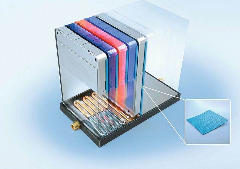 Freudenberg hat Hitzeschilder entwickelt, die einzelne Batteriezellen thermisch voneinander isolieren. Das soll ein Überhitzen der Batterie verhindern. (Freudenberg Sealing Technologies)