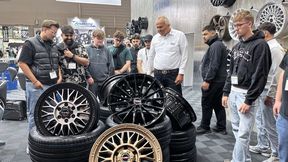 Der gemeinsame Besuch von Branchenmessen wie „The Tire Cologne“ ist Teil des Weiterbildungsprogramms. (Bild: GRS)