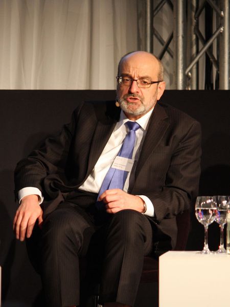 Fritz Schiesser (Präsident ETH-Rat) während der Diskussionsrunde an der Eröffnungsfeier des SwissFEL (Sergio Caré / VBM)