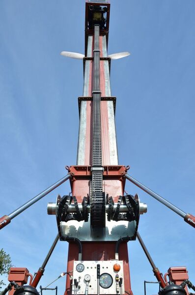 Die E-Spool in einer ausfahrbaren Bewindungsanlage der Firma Becker Elektro Stapler Service aus Erftstadt. (igus)