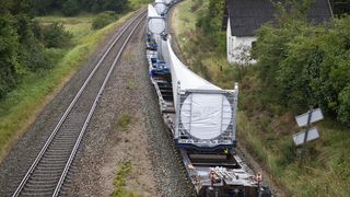 SNCF Geodis und Vestas treten in Europa mit einem umweltfreundlichen Konzept für den Transport von Windrotorblättern auf der Schiene an. (Bild: SNCF Geodis)