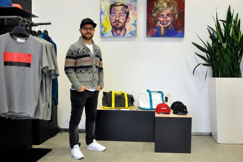 Aktuell stellt der Maler Gerhard Sedlmair seine Porträts aus. (Wehner / »kfz-betrieb«)