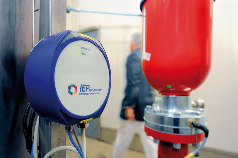 Droht eine Explosion, registrieren die Sensoren diesen Anstieg innerhalb von Millisekunden. (Bild: Siegfried Sperl)