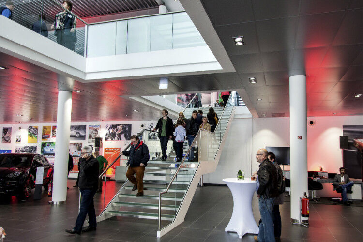 Die Neueröffnung in Mannheim war die wohl größte in den vergangenen Wochen im Zuge der laufenden Modernisierung des Porsche-Standortnetzes. (Foto: Porsche-Zentrum Mannheim)