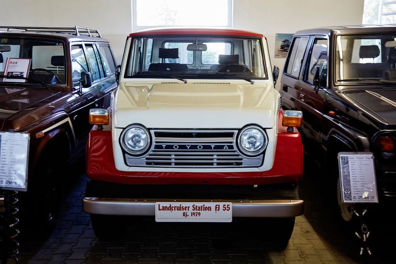 Daruner sind natürlich Modelle, die heute Klassiker sind oder deren Nachfolger noch lange gebaut wurden wie der Toyota Land Cruiser aus dem Jahr 1979. (Toyota)
