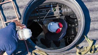 Gemeinsam bieten GF und VAG vollständig integrierte Flow Solutions an, darunter den Flowise Schacht, der Komponenten beider Unternehmen vereint und damit zur Optimierung von Wassernetzen beiträgt. (Bild: GF)