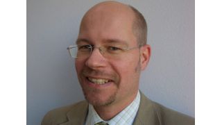 „Die modernste Technologie und die Innovationsfähigkeit von KSW Microtec bieten optimale Möglichkeiten für die Entwicklung ultradünner HF- und UHF-Prelaminate speziell für Ausweise und den ID-Karten“, so Carsten Nieland, Leiter R&D bei KSW Microtec (Archiv: Vogel Business Media)