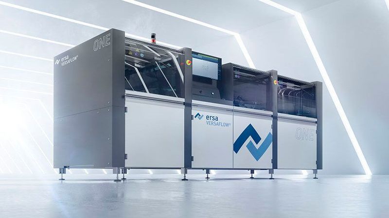 Ersa: An den Ständen 162 und 171, Halle A4 geht's um smarte wie nachhaltige Produktionsprozesse und Lötverbindungen. Zu sehen sind die Versaflow-One-X-Series, Maschinen fürs Reflow- und Wellenlöten sowie aus dem Bereich Baugruppenreparatur. (Bild: Kurtz Ersa)