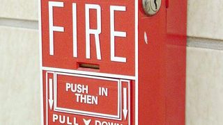 Bei Arbeiten an einer Polysilkon-Anlage in den USA kamen zwei Arbeiter ums Leben. (Bild: Wikimedia Commons)