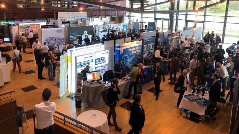 „Mit 35% mehr Ausstellern, verbundenen Produkten und Services konnten wir für die Besucher aus der Metropolregion Mitteldeutschland und den angrenzenden Nachbarländern noch mehr Relevanz entwickeln“, sagt Bernd Weinig, Director Trade Fair Solutions & Partnerships der VCG und Projektleiter Schraubtec.(Bild:  VCG/Juliana Pfeiffer)