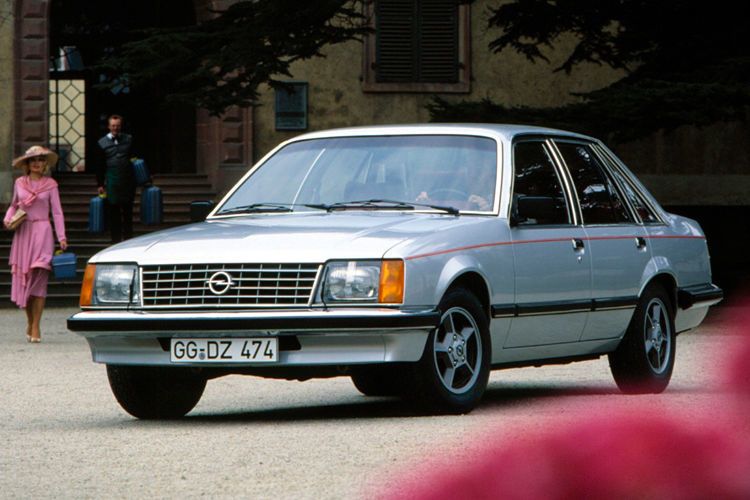 Der Opel Senator, wie er 1977 auf den Markt kam. (Opel)