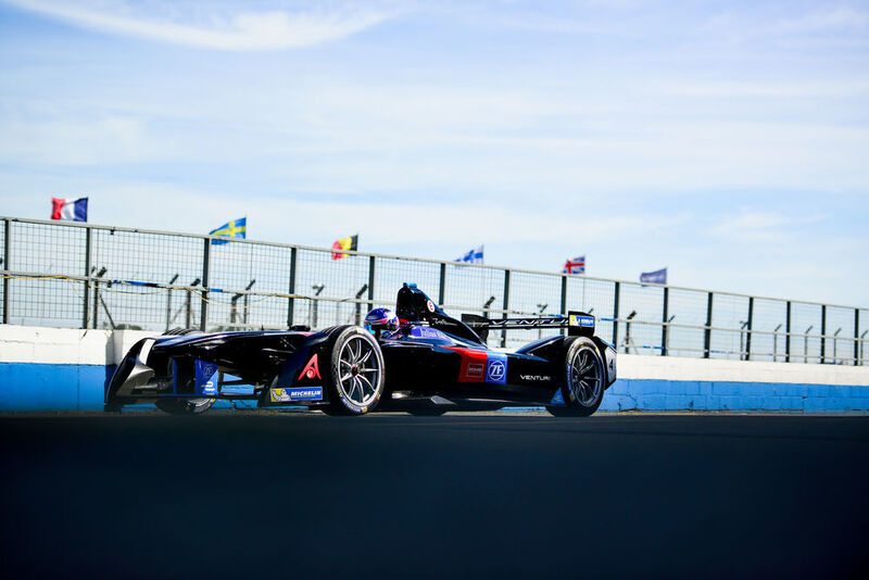 Bei der Formula E treten die Piloten in rein elektrisch betriebenen Formelrennwagen gegeneinander an.  (ZF)