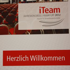 Die Systemhaus-Kooperation iTeam hatte dieses Jahr ins Jumeira-Hotel nach Frankfurt zum Jahreskongress geladen. (Archiv: Vogel Business Media)