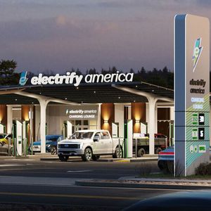 VW orientiert sich in den USA am klassischen Tankstellen-Layout.(Bild:  VW)