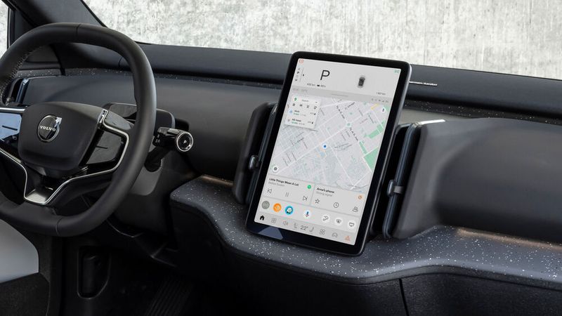 Knöpfe und Bedienelemente sucht man im EX30 vergeblich. Sämtliche Funktionen werden über das zentrale Touchscreen-Display gesteuert.  (Bild: copyright Davidshepherd 07831586258)