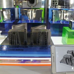 Examples of some of the applications exhibited at EMO Milano 2015, which took place from 5 to 10 October in Italy.