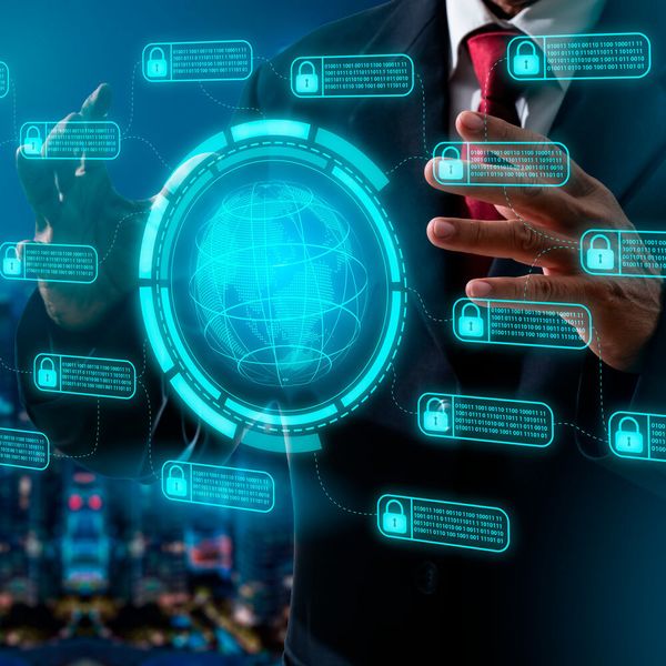 Der Einsatz von Blockchains und Off-Chain ist immer dann interessant, wenn Anwendungsfälle über Unternehmensgrenzen und Branchen hinweg entwickelt werden. (yingyaipumi - stock.adobe.com)