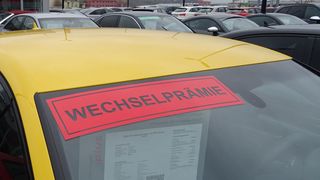 Die Autohändler in Deutschland leiden laut dem ZDK weiter unter Euro-5-Dieselbeständen. (Seyerlein/»kfz-betrieb«)