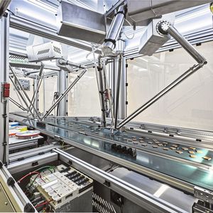 Der Roboter Lexium Delta 2 ist für die schnelle Bestückung mit Nutzlasten von bis zu 60 kg ausgelegt, der Delta 3 bis zu 15 kg.(Bild:  Schneider Electric)