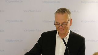 Präsident Arne Joswig begrüßte die ZDK-Mitglieder in Düsseldorf zur Jahreshauptversammlung.  (Bild: Zietz - VCG)