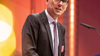 Oliver Barthel, Publisher MM Group, eröffnet die Preisverleihung 2018. Wer wird wohl 2019 auf dem Siegertreppchen stehen?  (Stefan Bausewein)