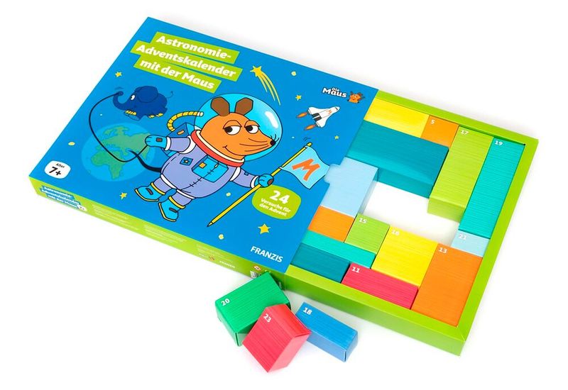 Astronomie-Adventskalender mit der Maus: Wie weit ist es bis zum Mond und wie könnten Aliens aussehen? Diese und weitere Antworten auf Fragen finden sich lösen 24 spannende Versuche und Beobachtungsexperimente. (Bild: Franzis)