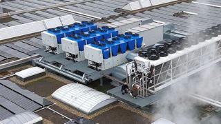 Die Jumbo-Rückkühleranlage von Cabero sorgt für eine präzise Temperierung in der Fertigung von Kappler CNC. (Bild: EBM-Papst)