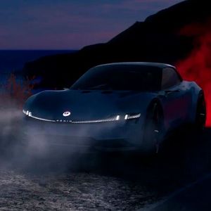 ... der Supersportwagen Ronin und ...(Bild:  Fisker)