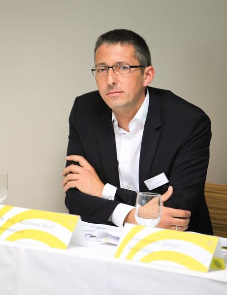 Dr. Andreas Wolf, Geschäftsführer, Robomotion: „In der Verpackungsindustrie ist die Gestaltung der Greiftechnik mittels Bildverarbeitung besonders wichtig.“ (Bilder: Robomotion)