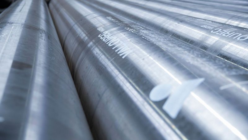 Damit die Pipelinerohre über viele Jahre den Belastungen standhalten, muss schon in der Produktion auf Qualität geachtet werden. (Bild:Messe Düsseldorf/ctillmann)