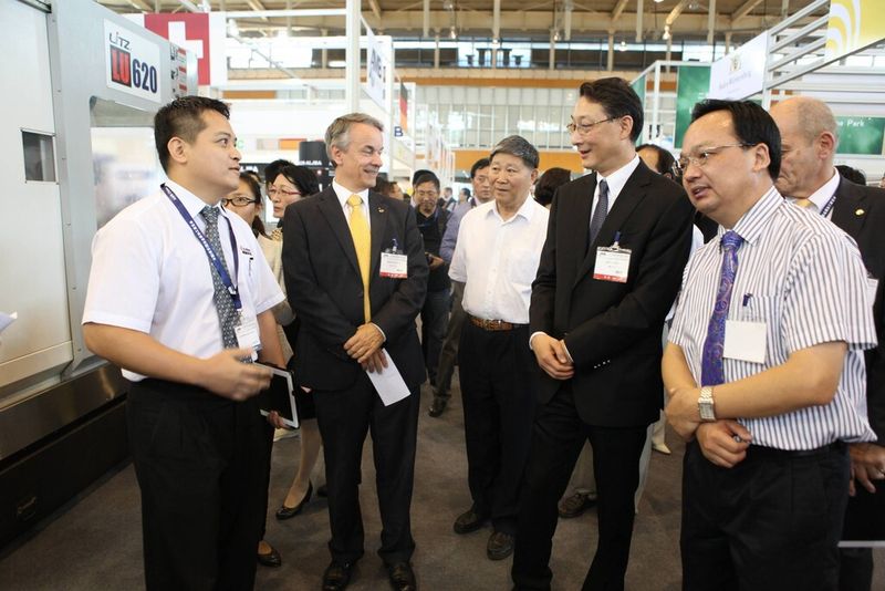 Auch hochrangige politische Delegationen kamen zur Messe. (Bild: AMB China)