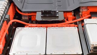 E-Auto-Batterie: Ab einem bestimmten Punkt fällt die Leistung stark ab. (Foto: Nissan)