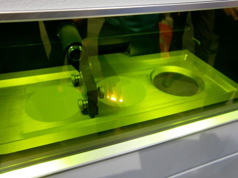 Trumpf präsentierte auf der ersten formnext das wieder erwachte und optimierte Know-how in Sachen additiver Fertigung via Laserstrahlsystemen. (Bild: Königsreuther)