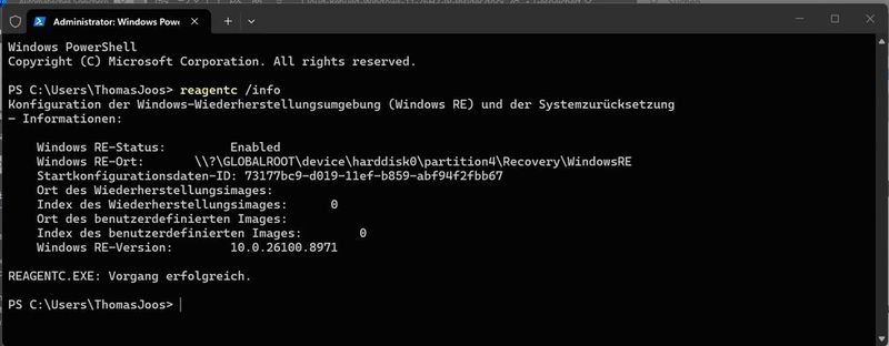 Der Befehl „reagentc /info“ meldet den Status der Wiederherstellungsumgebung als aktiviert und nennt Speicherort sowie Version, eine Voraussetzung für den Start von Cloud Rebuild. (Bild: Joos | Microsoft)