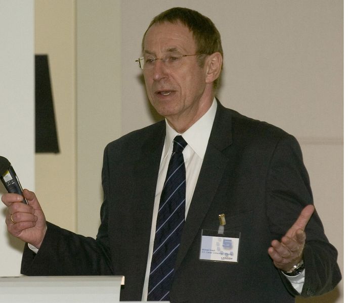 Unter den prominenten Geburtstagsgästen war auch Michael Kaack, Urgestein der deutschen Distribution. (Archiv: Vogel Business Media)