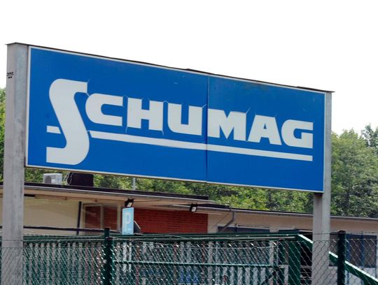 Die Lage bei der Schumag AG hat sich zugespitzt. Nun hat das Unternehmen beim Amtsgericht in Aachen einen Antrag auf Sanierung in Eigenverantwortung gestellt. Lesen Sie hier, wie es dazu kam und was nun passiert.(Bild:  Schumag)