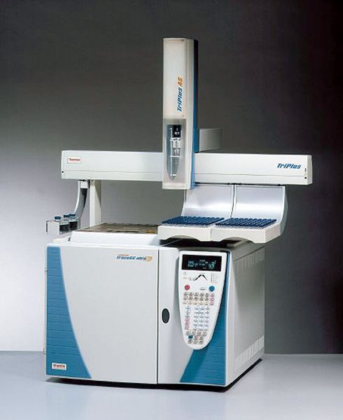 Abb.2: Der TriPlus-Autosampler auf dem Trace GC Ultra installiert. (Archiv: Vogel Business Media)