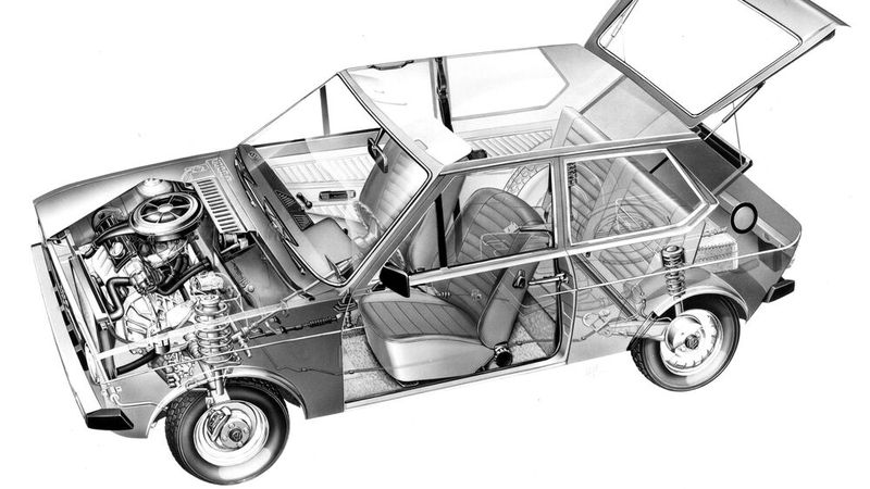 Obwohl über einen halben Meter kürzer als ein Käfer, bietet der Kleinwagen in seinem Innenraum mindestens so viel Platz. Und einen richtigen Kofferraum hat er obendrein. (Bild: Audi AG)