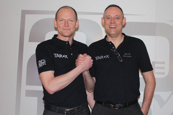 Die beiden Tarox-Geschäftsführer Matthias Steinkamp (l.) und Bernd Tillmann heißen zur Hausmesse willkommen! ()
