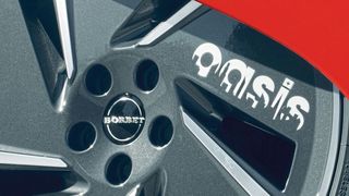 Borbet stellt auf der IZB unter anderem die Leichtmetallfelge „AE“ vor, die einen Ausblick auf mögliche Individualisierungen geben soll. (Dingo Photo/Borbet)