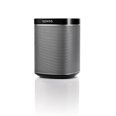 Sonos PLAY:1: Kein anderer Wireless-Lautsprecher packt so viel HiFi-Sound in ein so kompaktes Design. Brillante Höhen, donnernde Bässe und satter, kristallklarer Sound bei jeder Lautstärke. Streame jeden Song der Welt in jeden Raum. (Bild: Sonos/IFA)