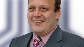 Stefan Luhn ist neuer Verantwortlicher für den Vertrieb der Stapler-Anbaugeräte von Stabau. Bild: Stabau (Archiv: Vogel Business Media)