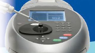 Fisher Scientific erweitert mit dem Vertrieb des neuen Nano Photometer Pearl sein Produktportfolio.  (Bild: Fisher Scientific)