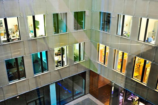 Laut den KOnjunkturprognosen des DIW wird die Wirtschaftsleistung im laufenden Quartal weiter schrumpfen.(Bild:  DIW)